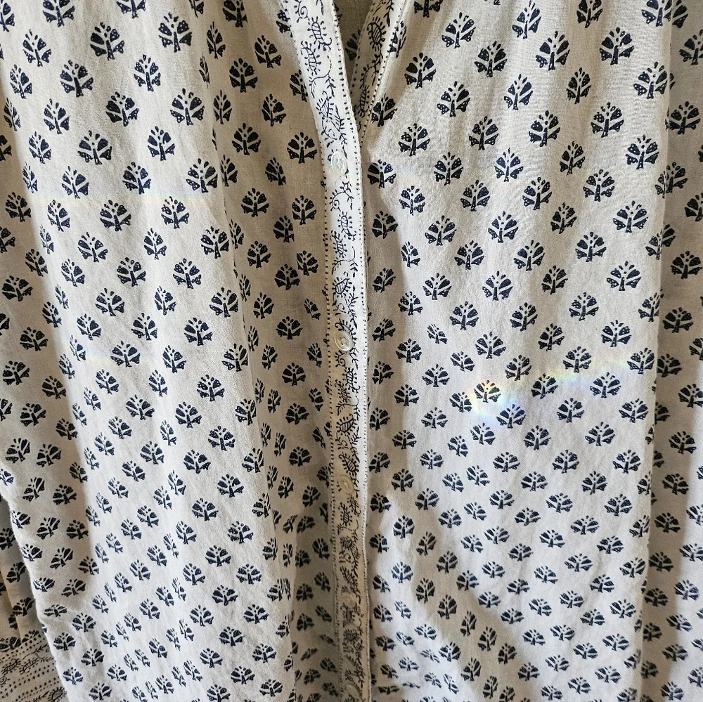 Soft Joie Cotton Cream Blouse with Navy Floral Block Print - Picture 3 of 6